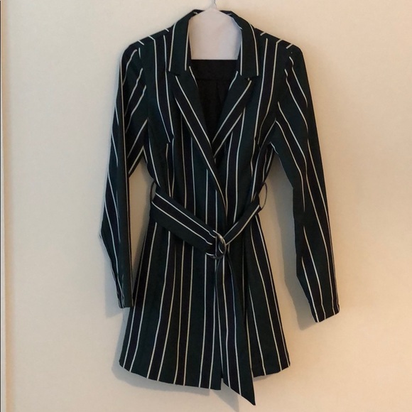 ROMWE - Blazer style romper - Picture 2 of 5
